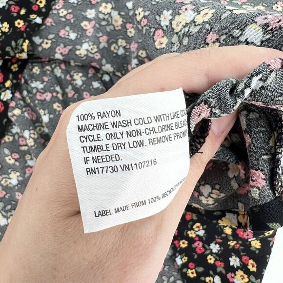 The Nines by HATCH Tie 3/4 Sleeve Crepe Maternity Blouse Black Floral Print S - Picture 5 of 5